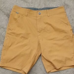 Tan Cargo Shorts with Sturdy Cotton and Belt Loops